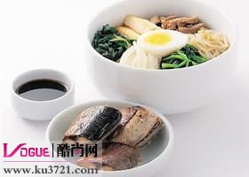在饭中加料