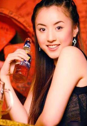 瘦脸妹的穴位按摩法