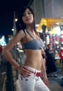 漂亮MM实用美臀方法