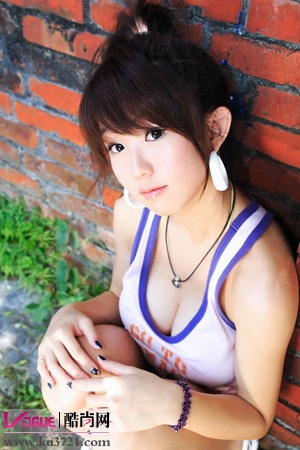 网络胸女丰胸法